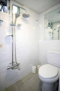 Crib 49 Guesthouse - Foreigner Only Seoul Bagian luar foto